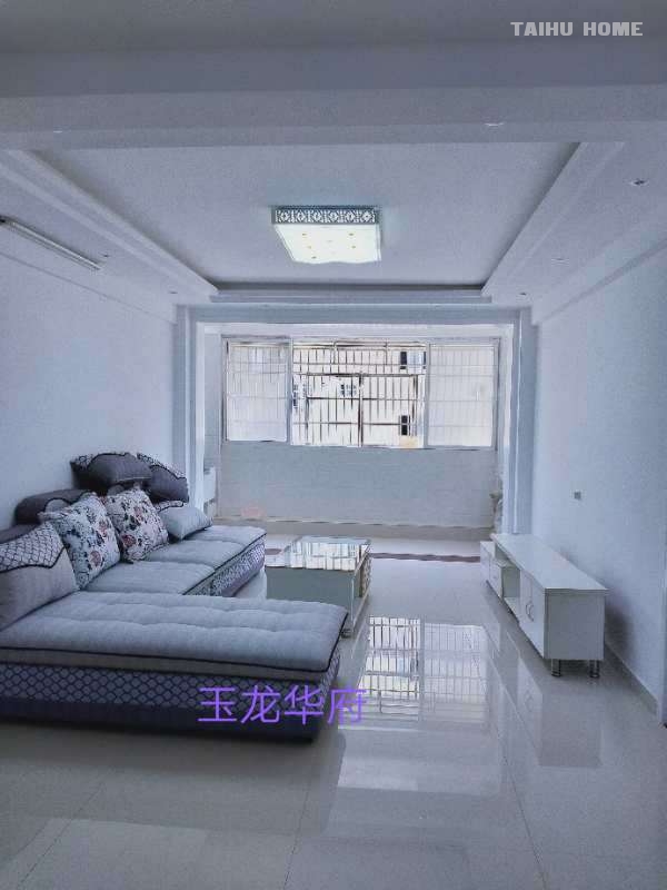 玉龙华府  120㎡ 105万元