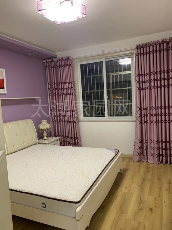 玉龙华府  128.5㎡ 117.5万元