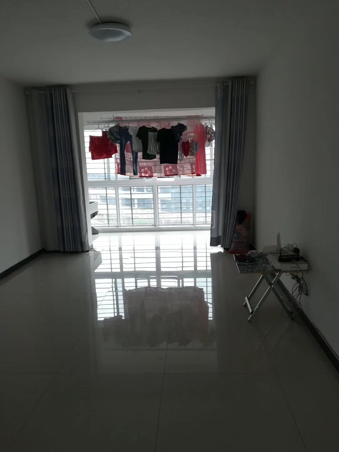 凤凰城小区  130㎡ 1100元/月