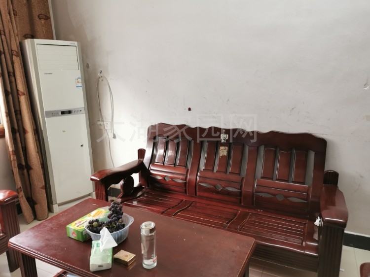 天龙新村  118㎡ 0元/月