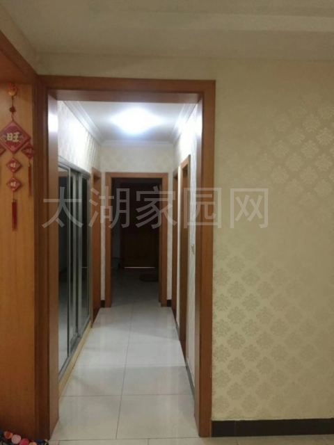 天龙新村  120㎡精装 86万元