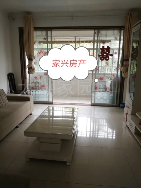 天龙景园  108㎡精装带杂物间 82.8万元
