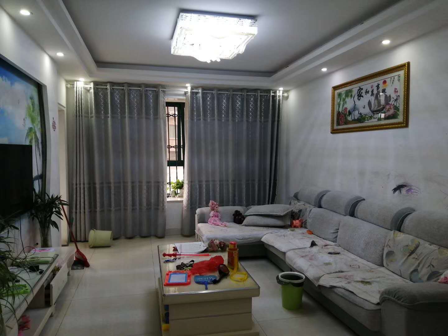 龙城庄园  109㎡ 87.8万元