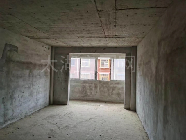 晋湖家园  110㎡ 毛坯85.8万元