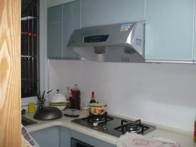 振龙山庄  108 108㎡ 96万元带杂物间