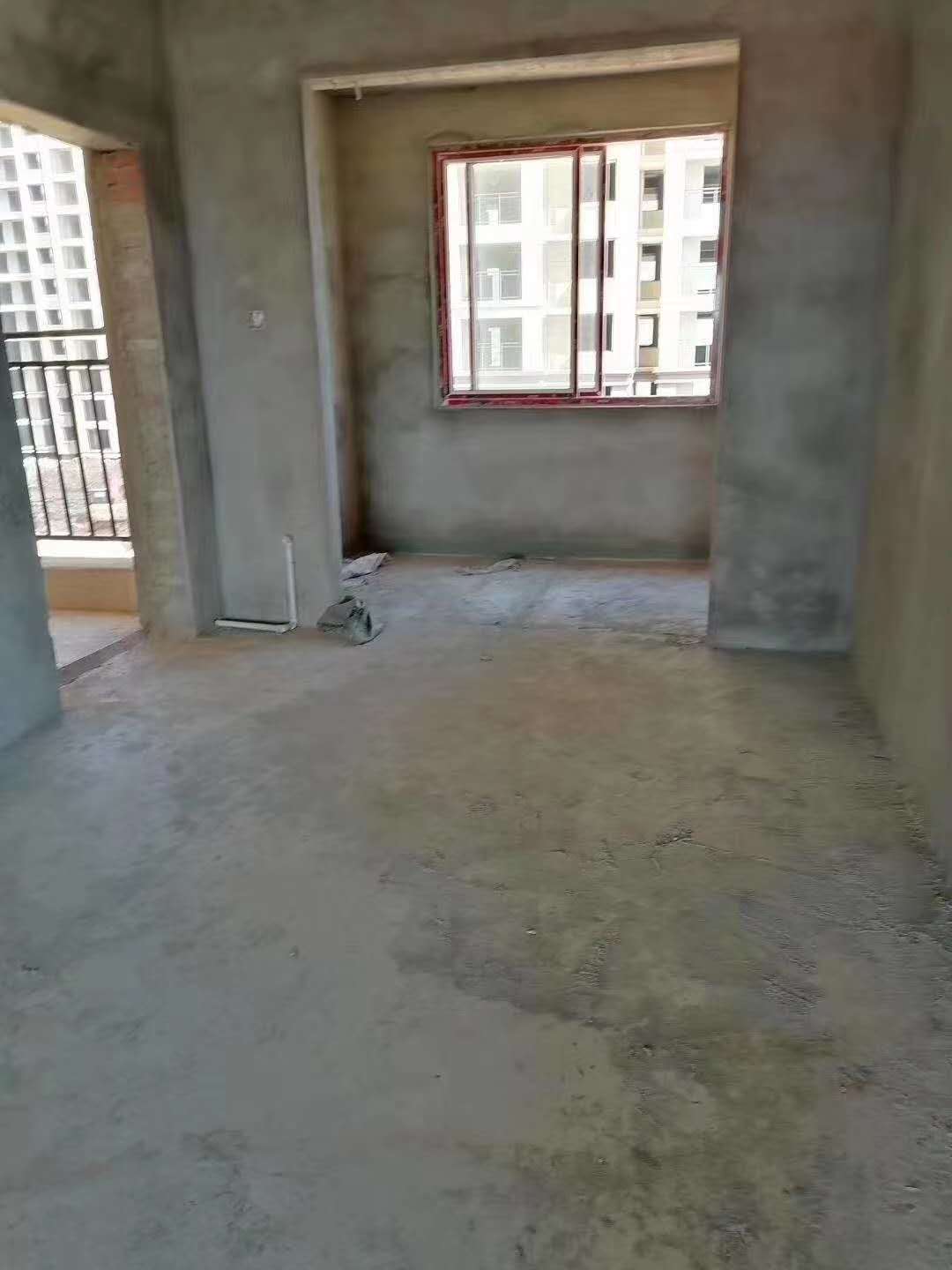 龙山路附近  140㎡毛坯房 91.8万出售