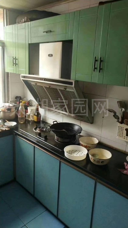 天龙景园  108㎡精装修 75.8万元，首付24万