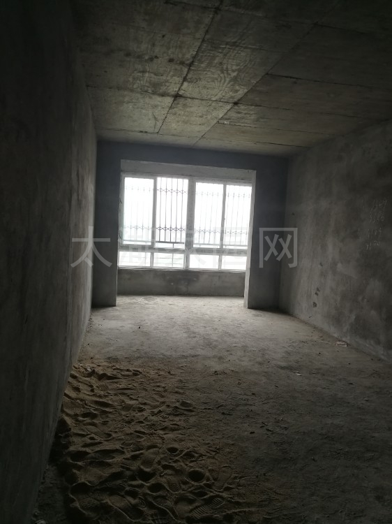 双学区房，天高方竹园 ，大三房，133.43㎡ 97.8万元满两年，可按揭