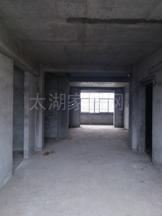 禅源大厦  135㎡ 91.8万元无需过户