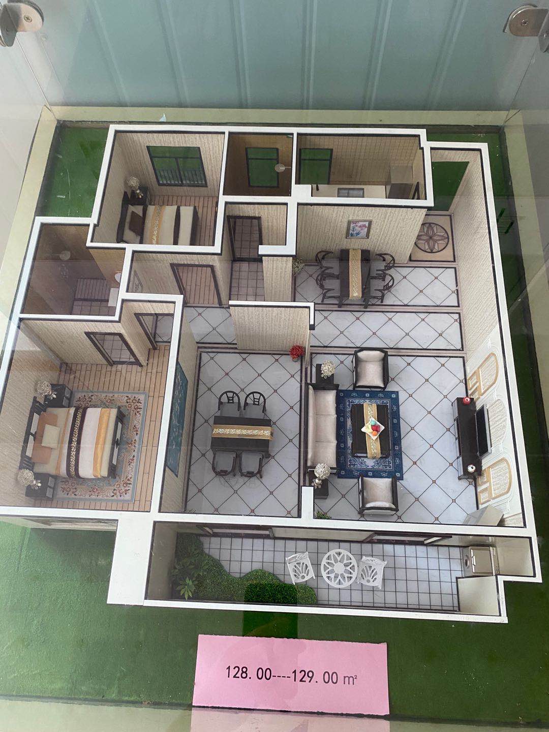 玉龙华府  129㎡ 85.8万元