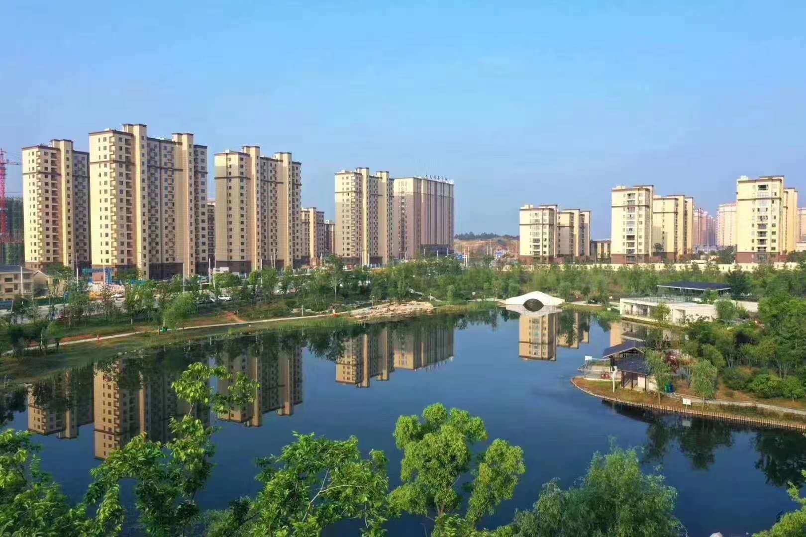 御湖城一期(A区)  123㎡ 豪华装修单元房139.9万出售