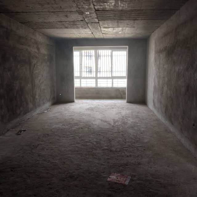 晋湖家园 好楼层边户 144㎡ 112万元