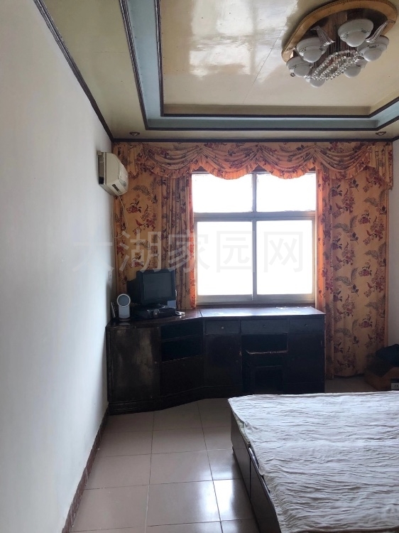 晋湖山庄  80㎡ 833元/月