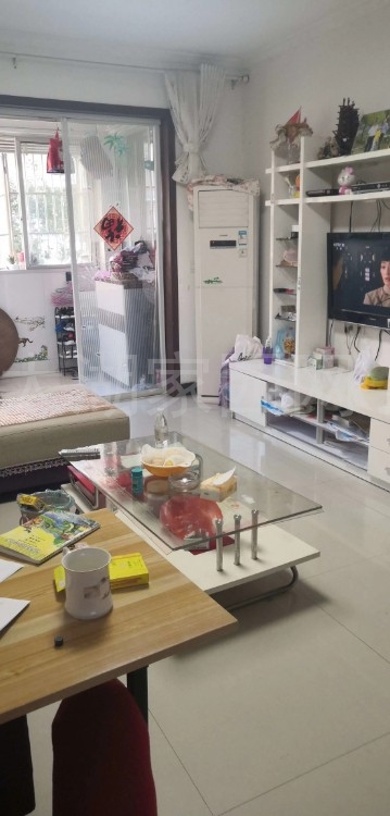 振龙山庄  95㎡精装修带杂物间 77万元