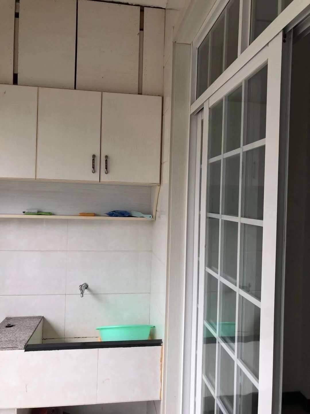 晋湖家园  126㎡精装修带30平米大杂物间 104.6万元