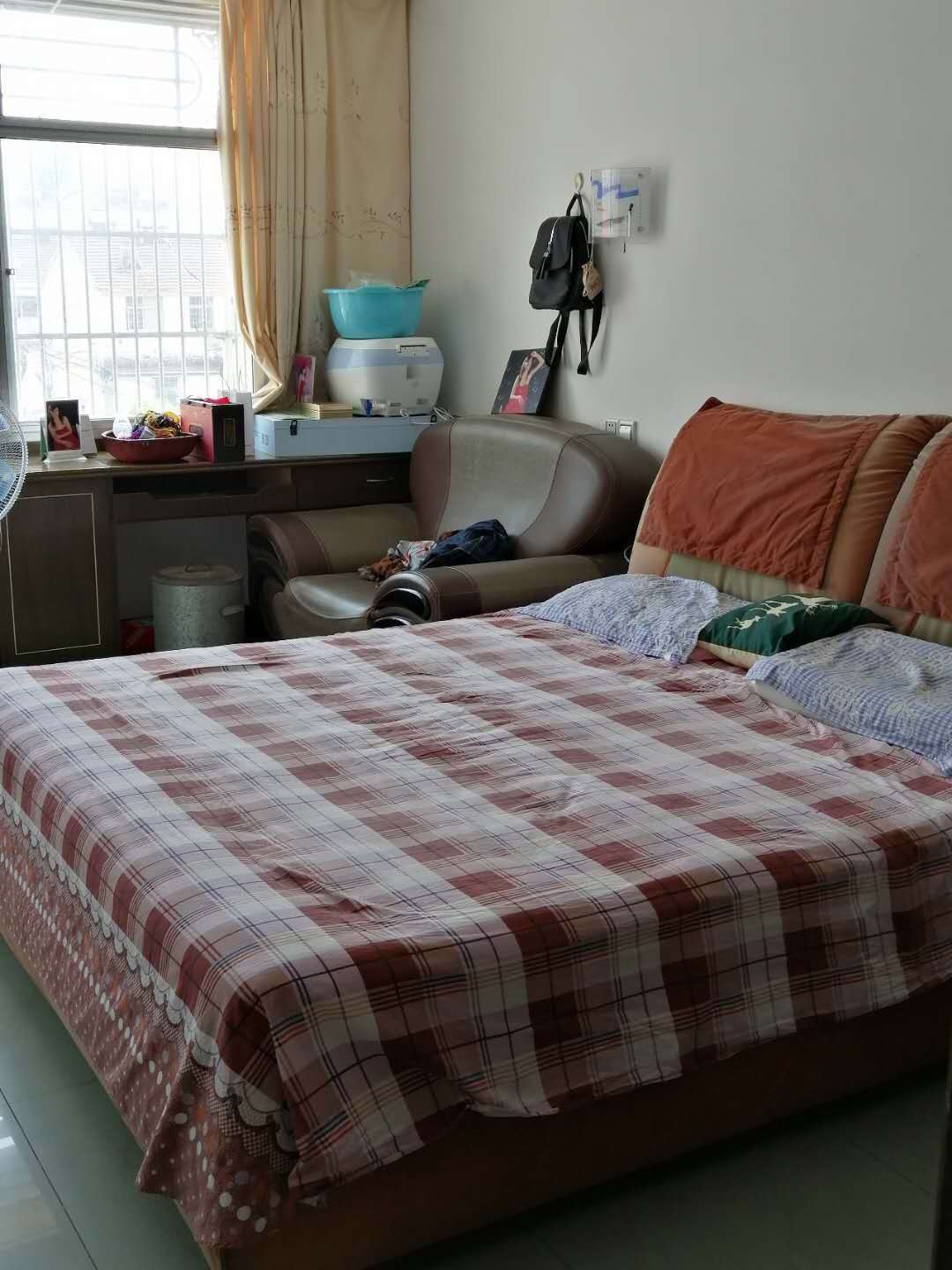 凤仪山庄 104㎡ 精装带杂物间73.8万元