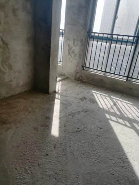龙城庄园  110㎡ 92.8万元