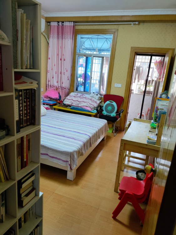 翰林院  88㎡ 63.8万元精装关门卖
