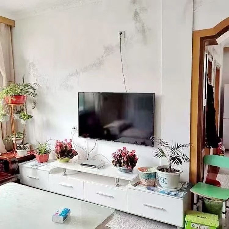 首付22万，福星花园，三室两厅  104㎡ 带大车库77.8万元。