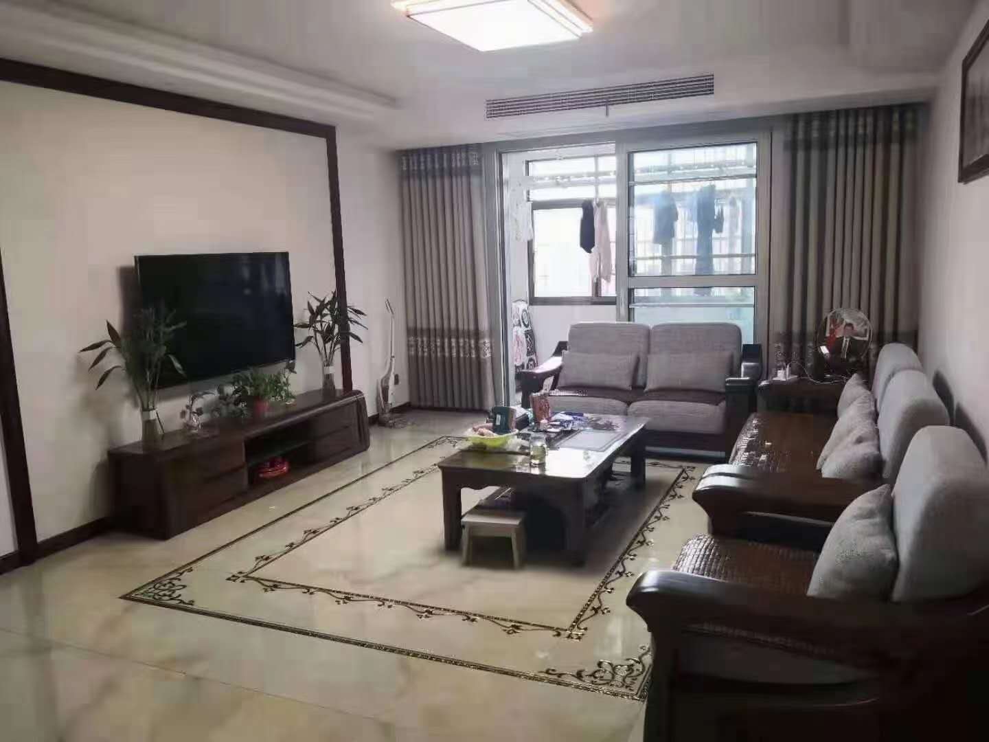 玉龙华府  128㎡ 116.8万元