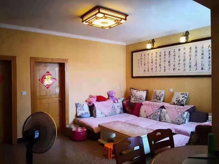 翰林苑小区  88㎡精装 63.8万元