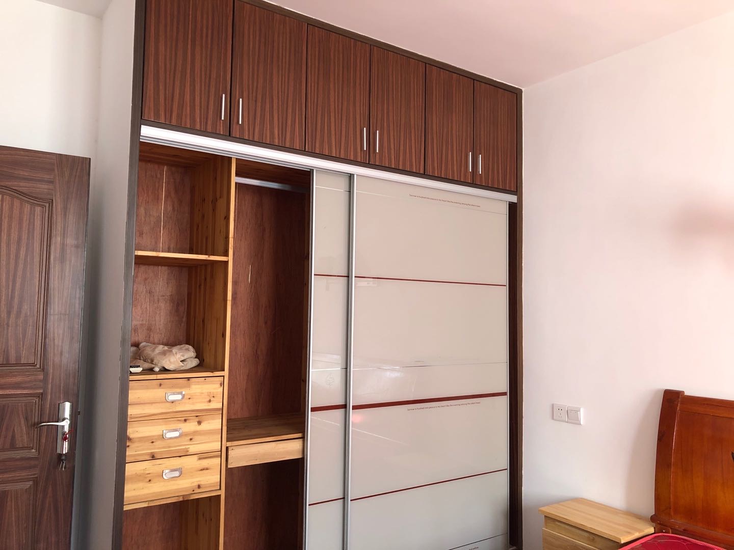 振龙山庄  108㎡ 90万元