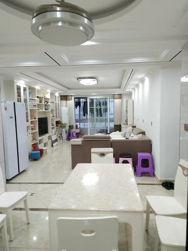 晋湖家园  143㎡ 128万元关门卖