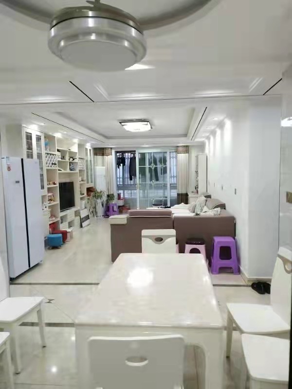 晋湖家园  143㎡精装 128万元