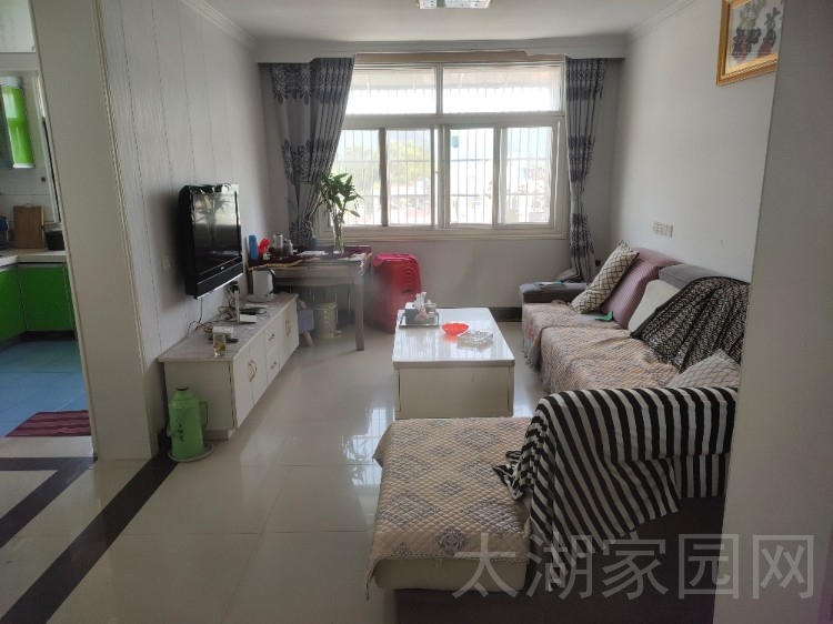 天龙新村  105㎡精装带车库 88万元