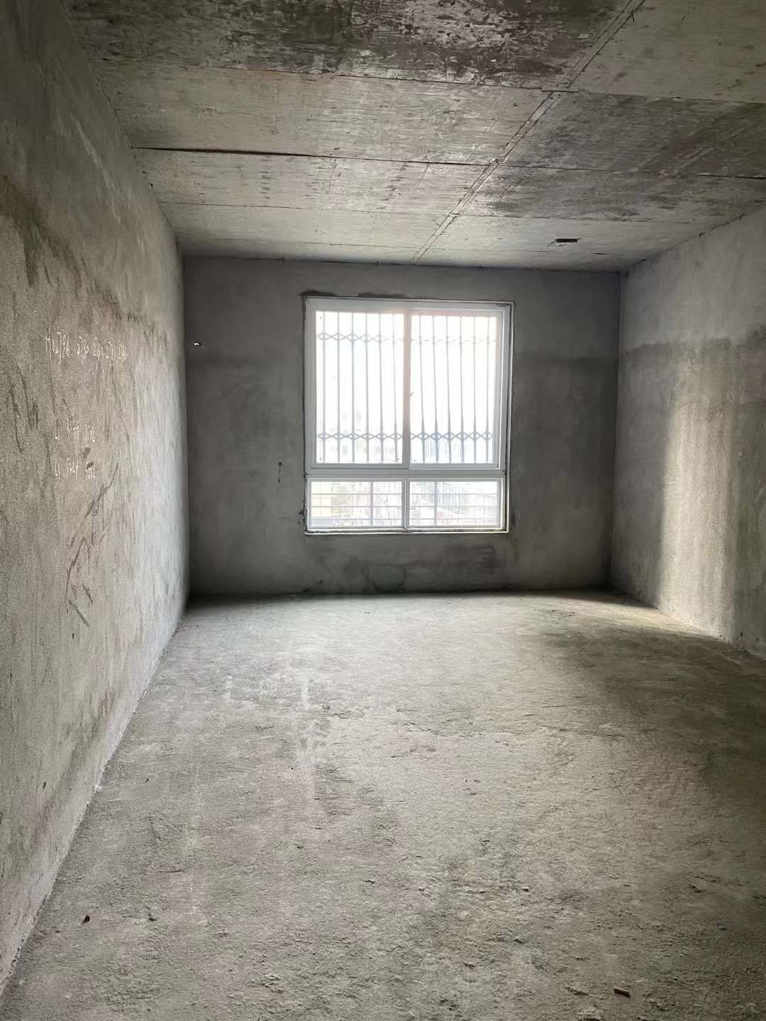 晋湖家园  143㎡ 带车位128万元