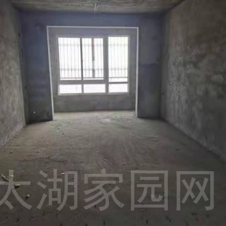 晋湖家园  132㎡ 140万元