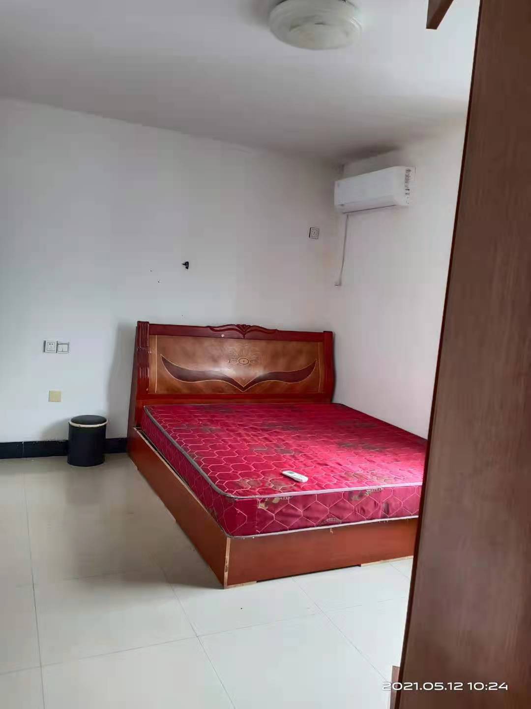 振龙山庄  110㎡ 1080元/月