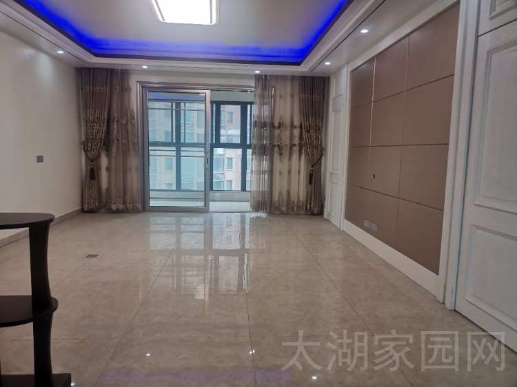 龙城庄园  146㎡ 139.8万万元