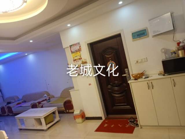 老城  126㎡ 68万元精装带车库 复试楼