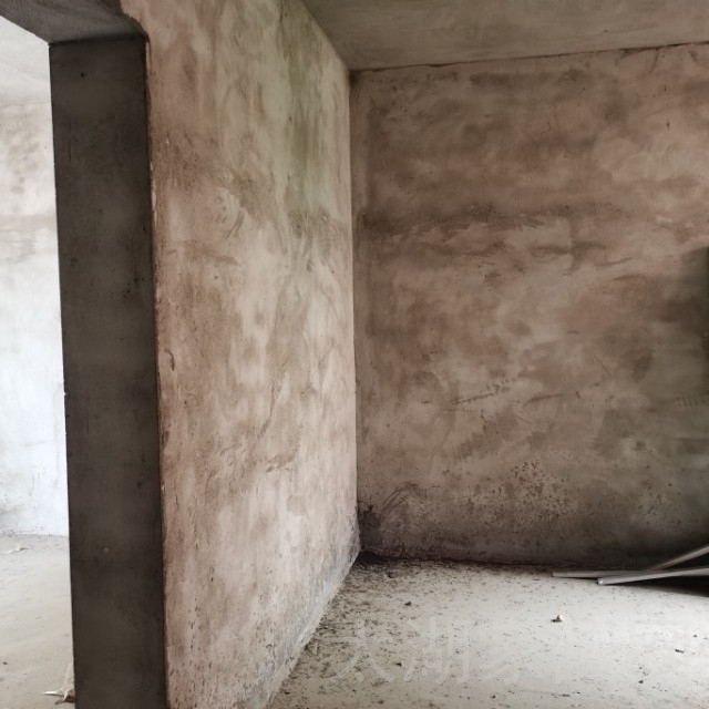 玉龙华府旁  118㎡三室两厅两卫带车位 98万