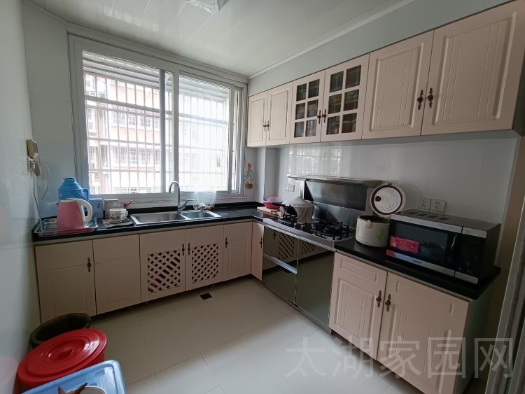 龙山路新小附近 120㎡ 精装修108.8万元拎包入住～送大杂物间