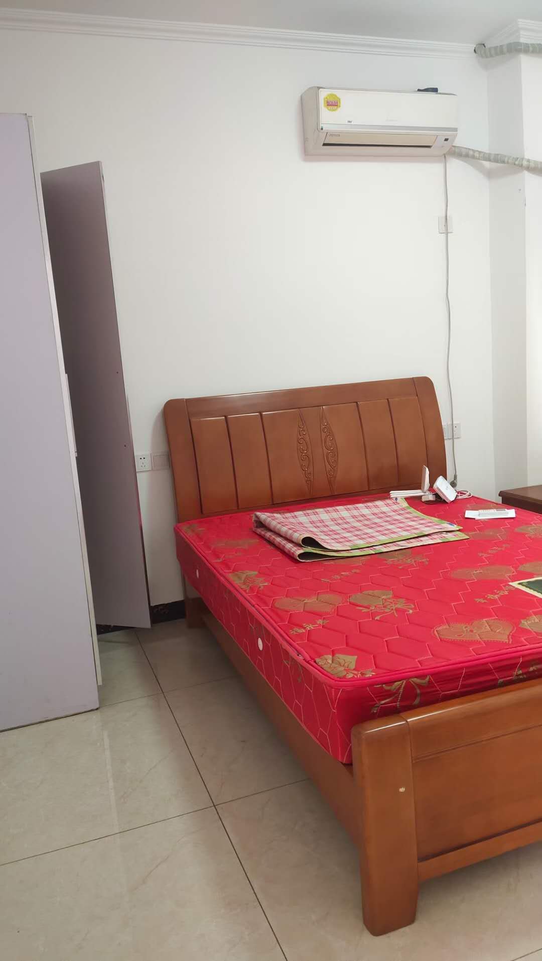 文博园烟雨江南  90㎡ 两室两厅一厨一卫1000元/月