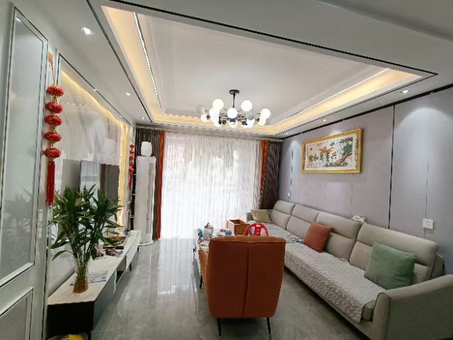 名门世家  124㎡ 精装修 122.8万元