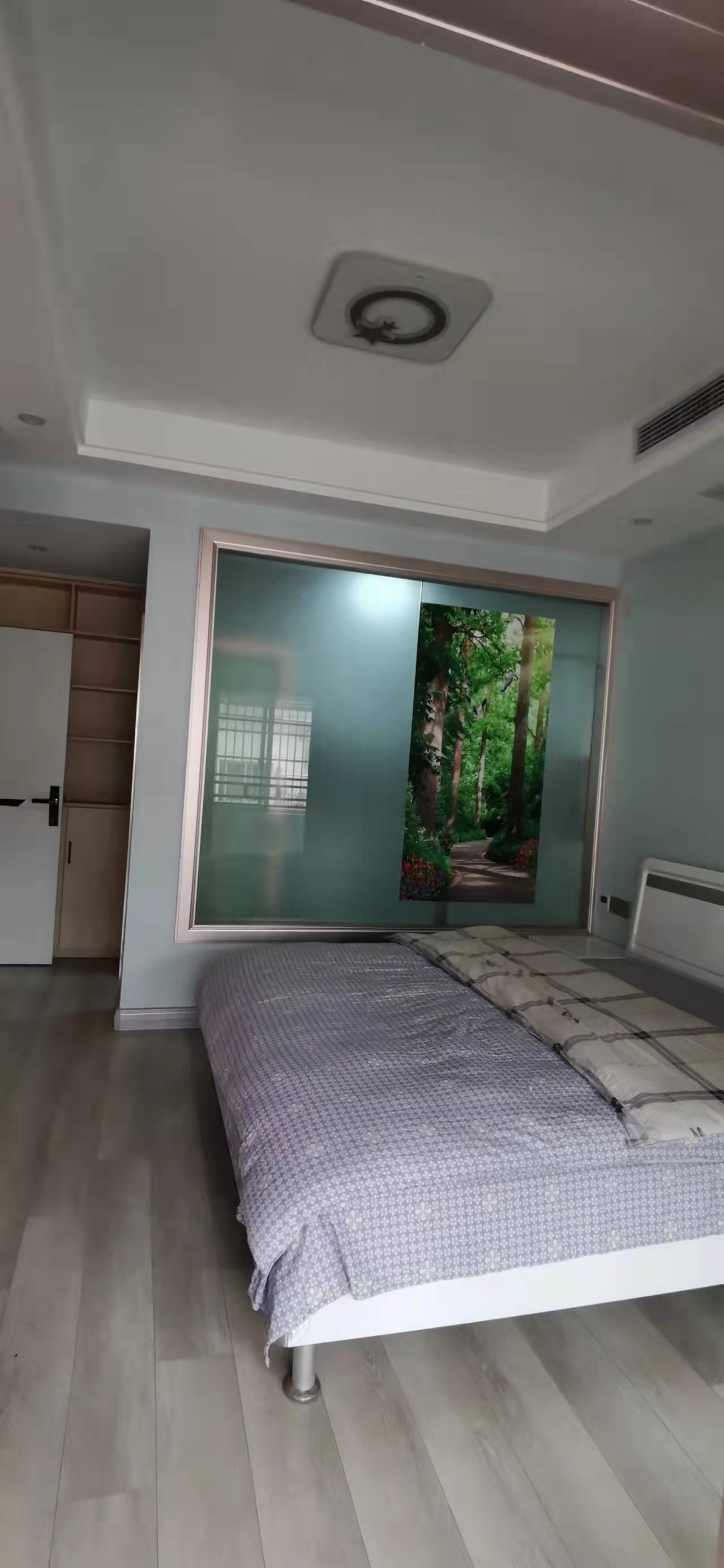 高速路口  127㎡ 63.8万元