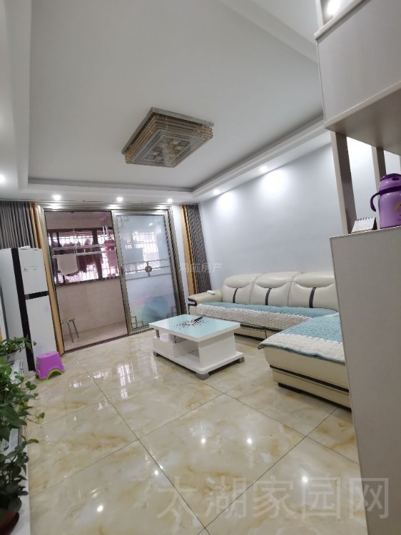 烟雨江南  113㎡ 三室两厅两卫93.8万元，黄金楼层，首付30万