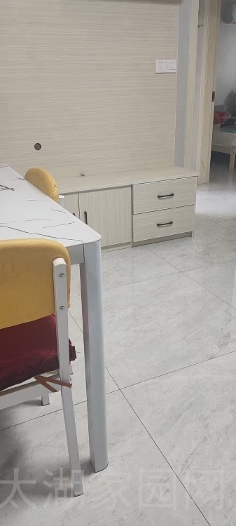 文博园烟雨江南  100㎡ 两室一厅1.2万/年