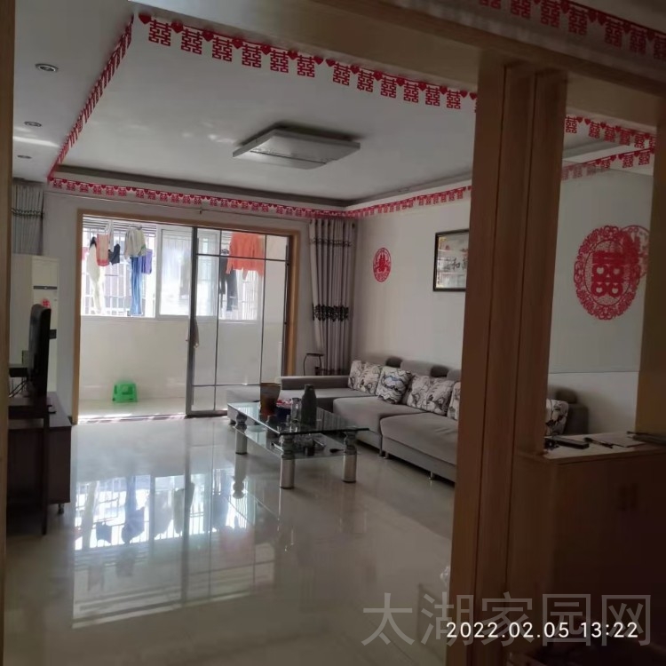 金色家园5楼  120㎡ 大三房91.8万元