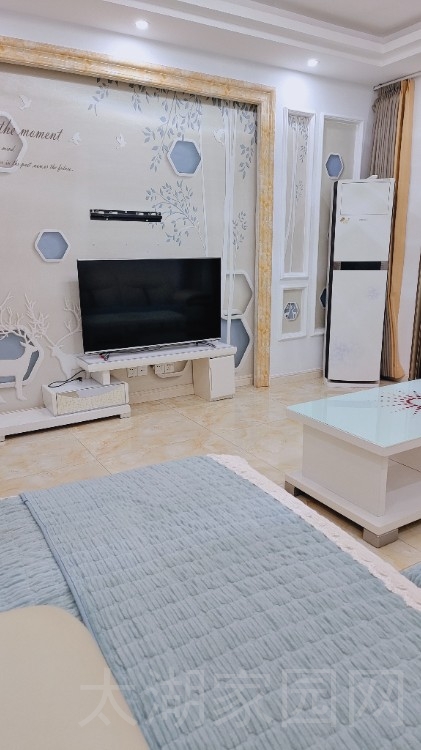 烟雨江南2楼  113㎡三室两厅两卫 96.8万元，拎包入住