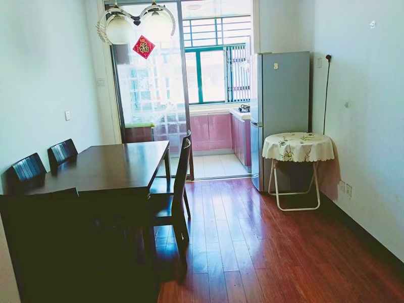 天泰花园  126㎡ 99.8万元