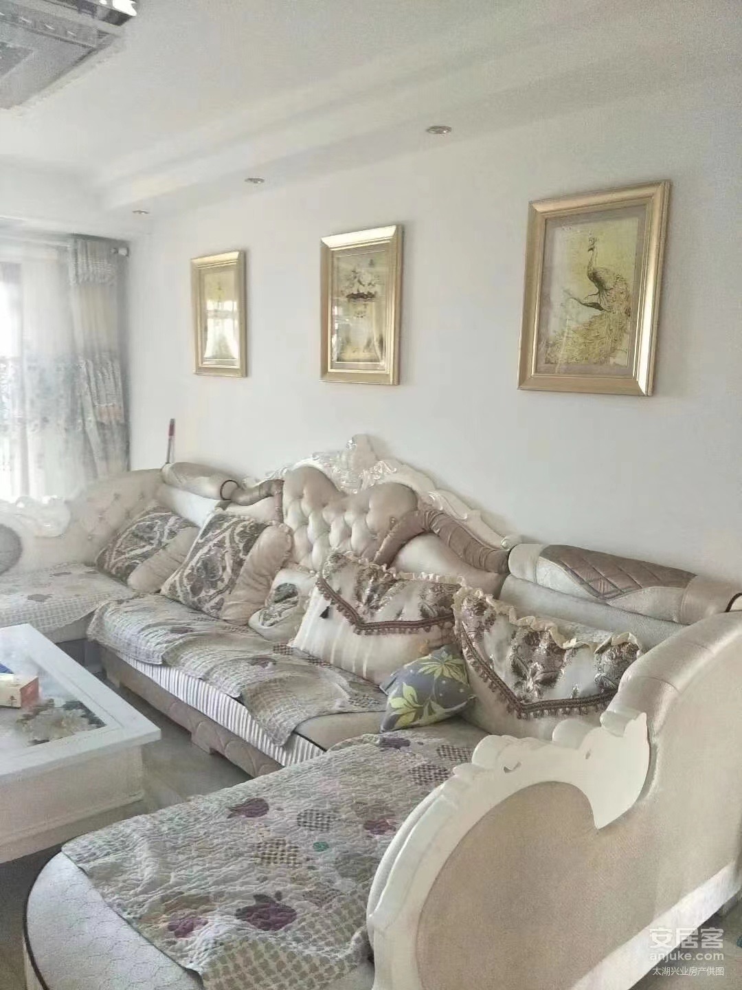 学士府邸  高层125㎡精装修三室两厅两卫 98.8万