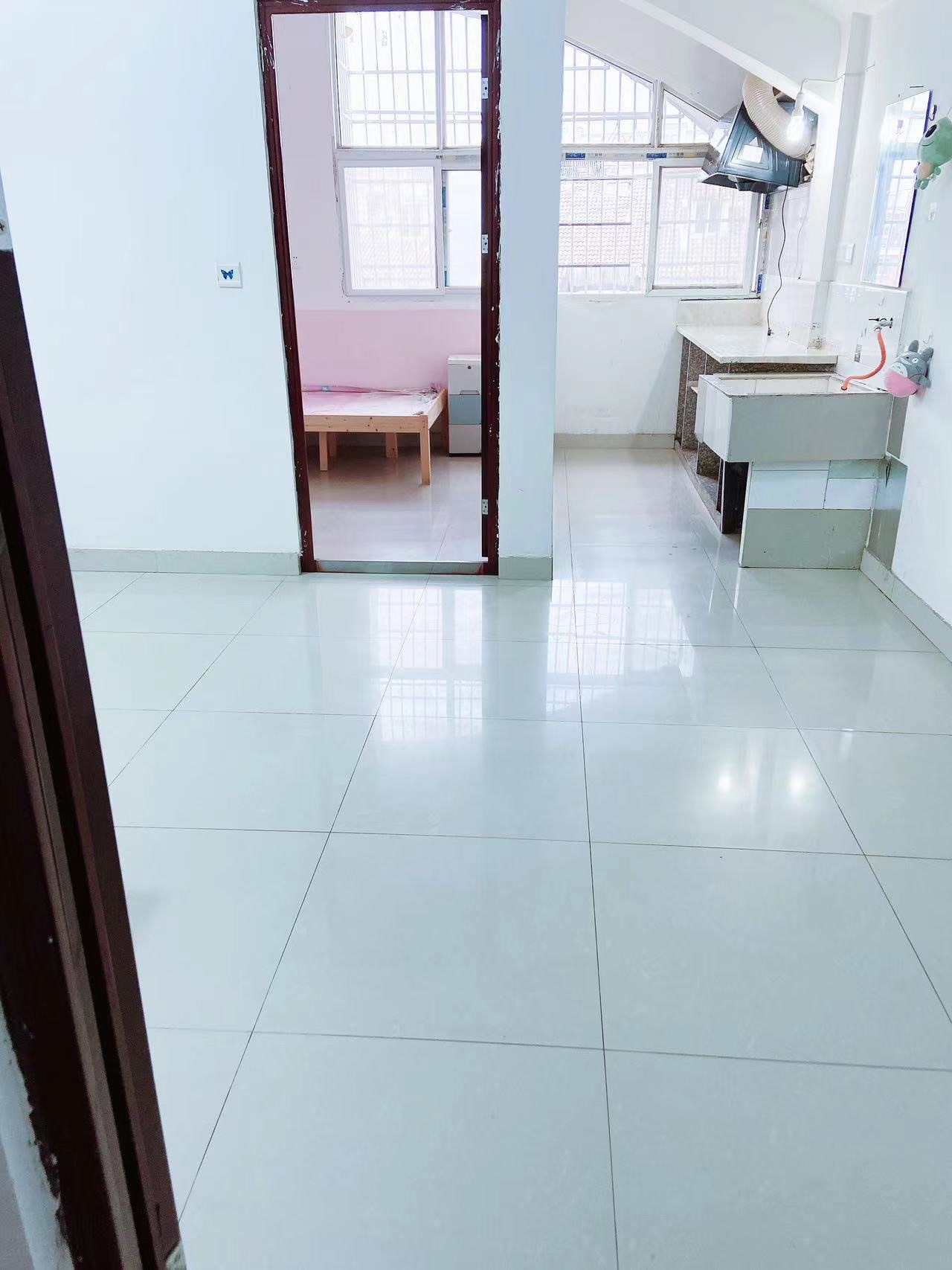 文苑小区  70㎡ 580元/月