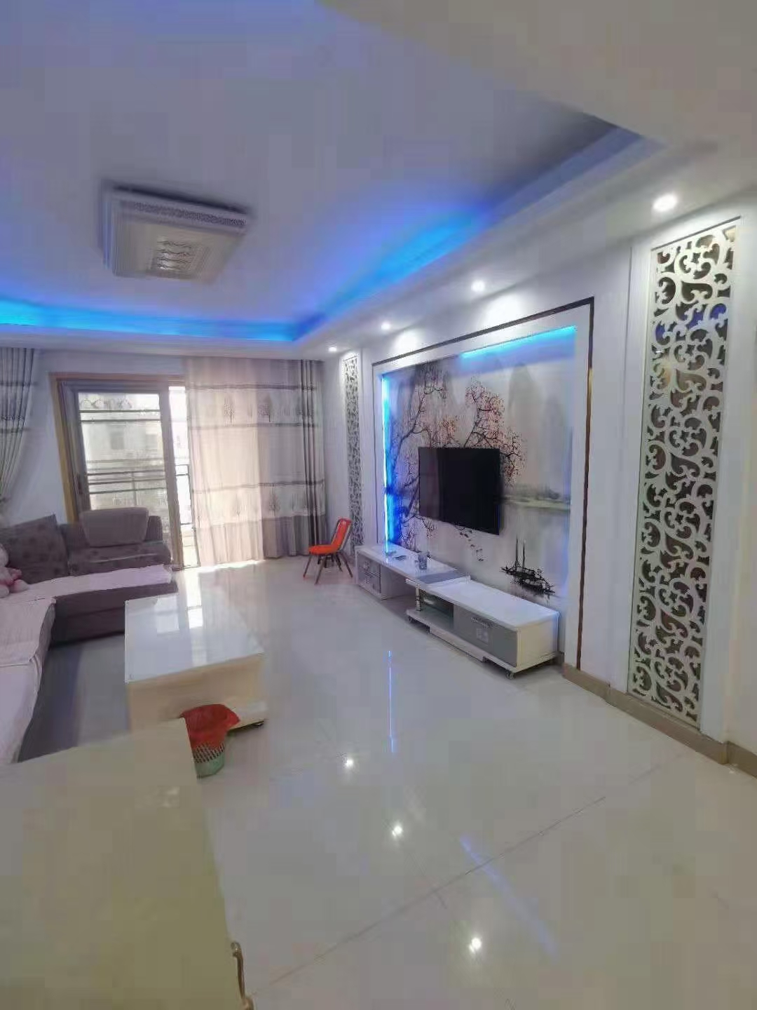 晋湖家园125.62平，南北通透，3室2厅2卫带双阳台，售价87万