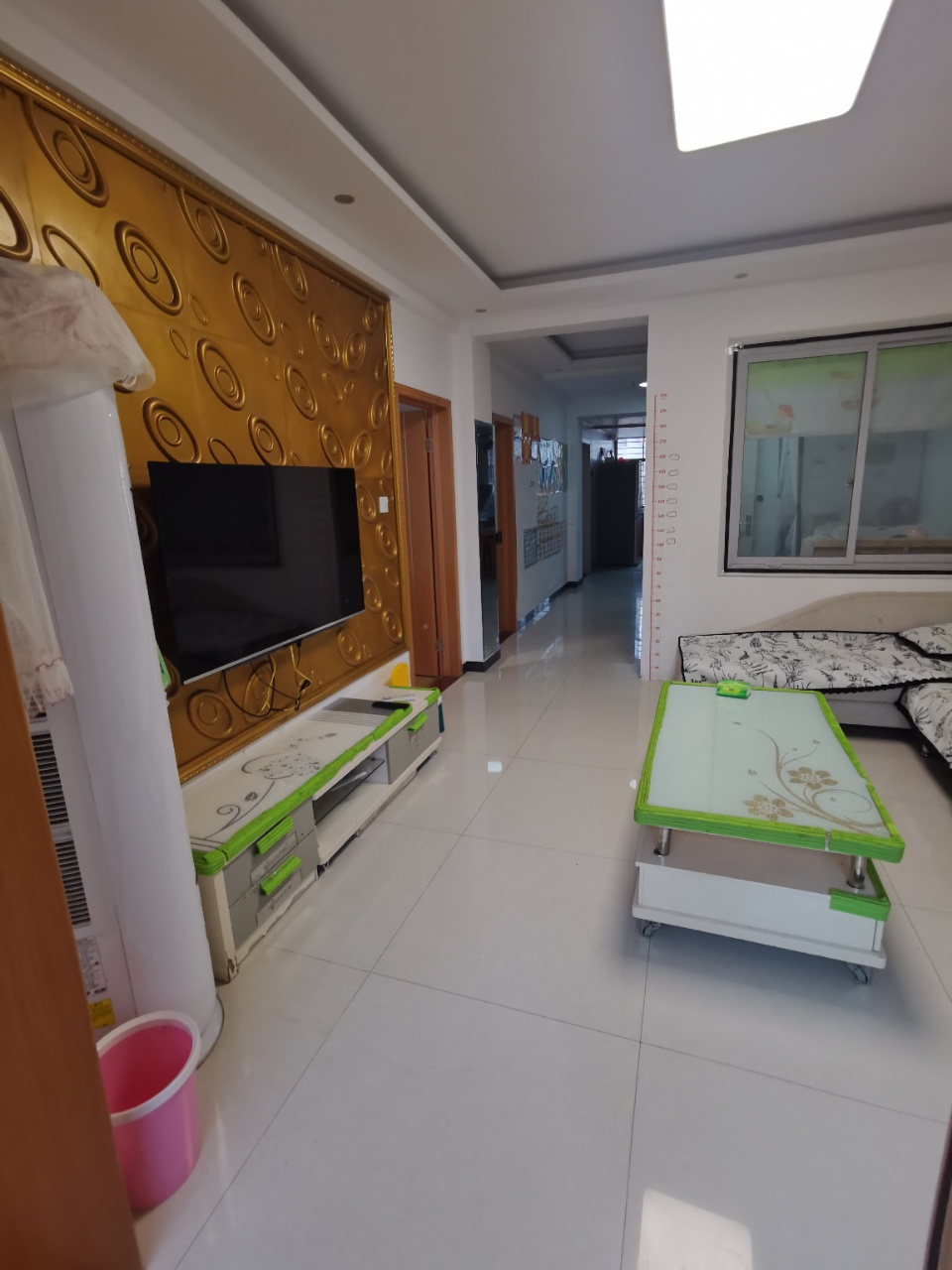 天泰花园  94㎡ 57万元