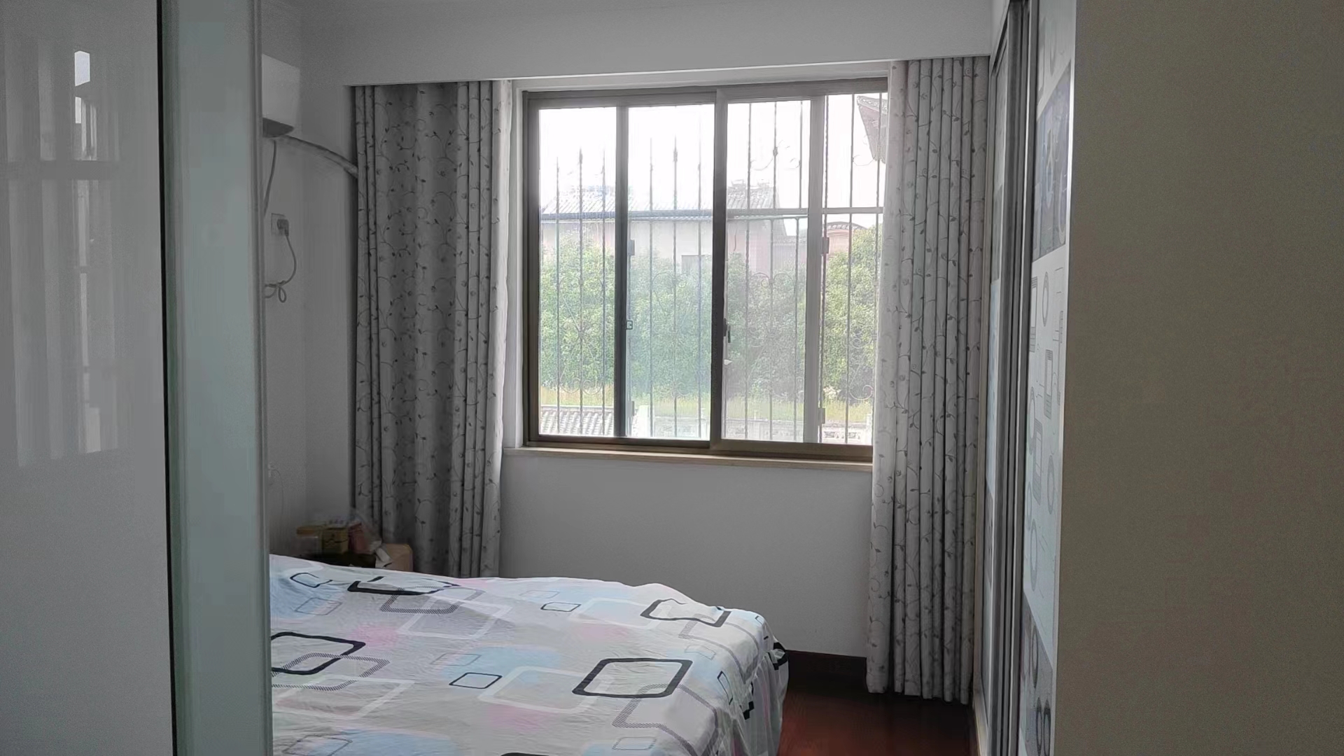 文博园烟雨江南  107㎡ 71.8万元带车库