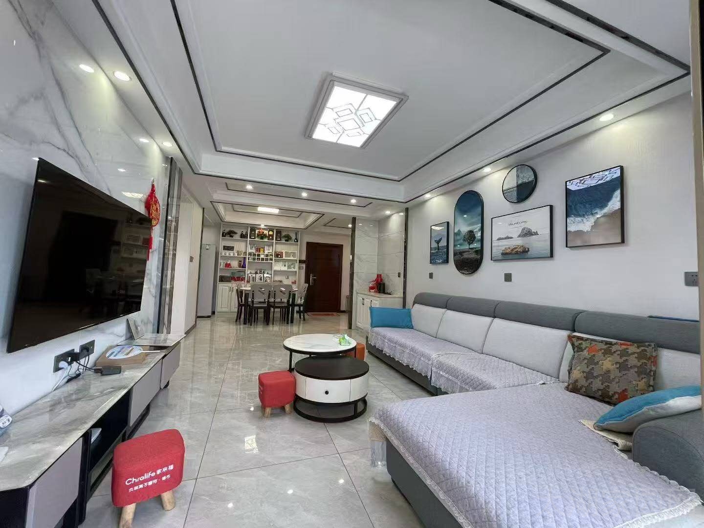 晋湖家园  123㎡ 三室两厅两卫，电梯7楼，86.8万元